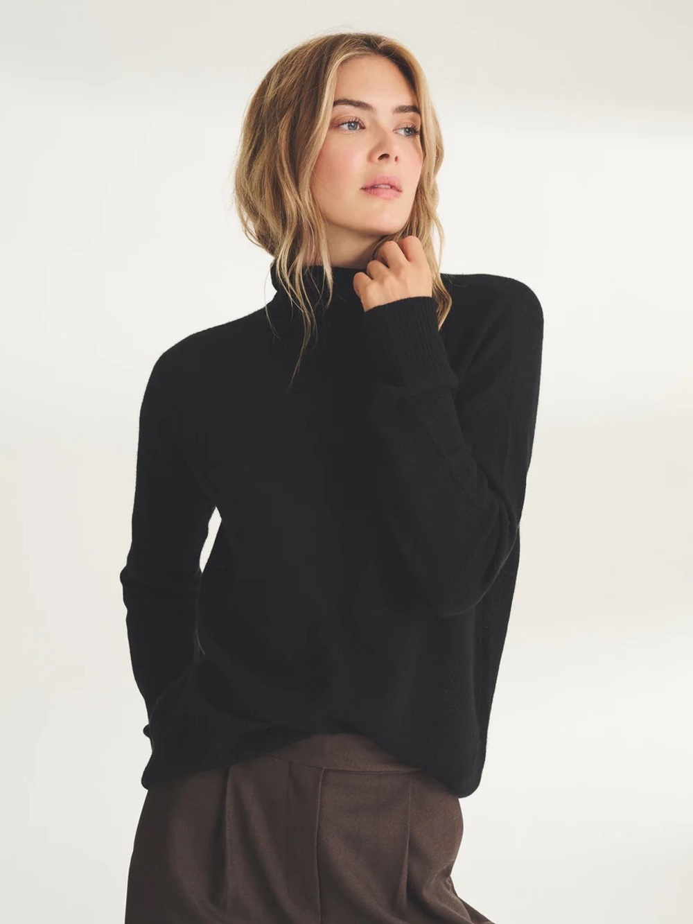 NAADAM Black Featherweight Cashmere Turtleneck Sweater